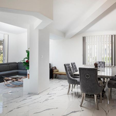 Pjescana Uvala Sea View Apartment ภายนอก รูปภาพ