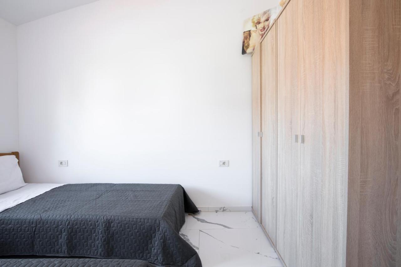 Pjescana Uvala Sea View Apartment ภายนอก รูปภาพ