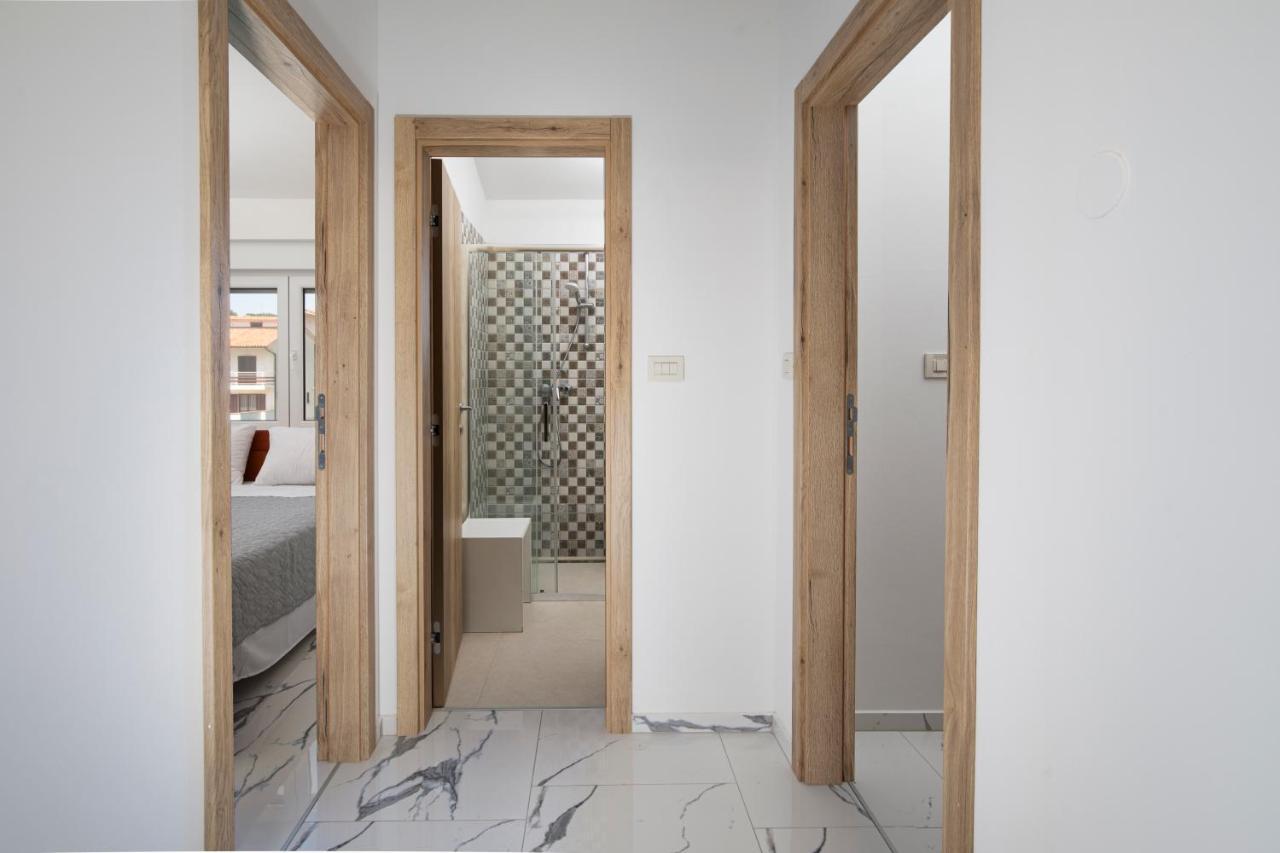 Pjescana Uvala Sea View Apartment ภายนอก รูปภาพ